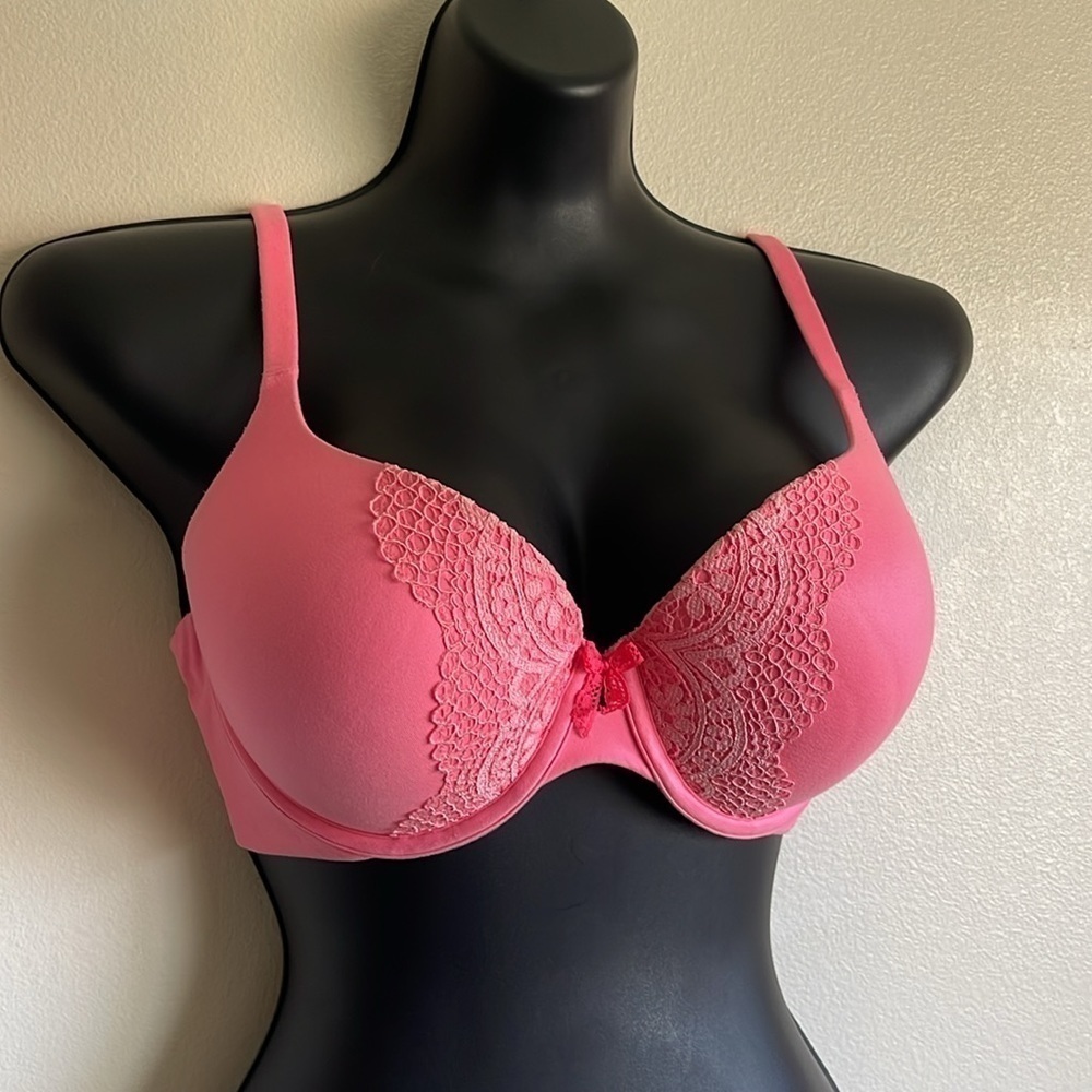 VS Bra - Picture 2 of 4